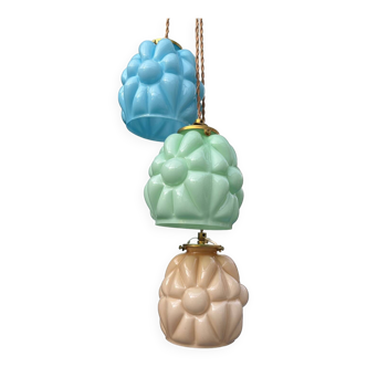 Opaline suspensions