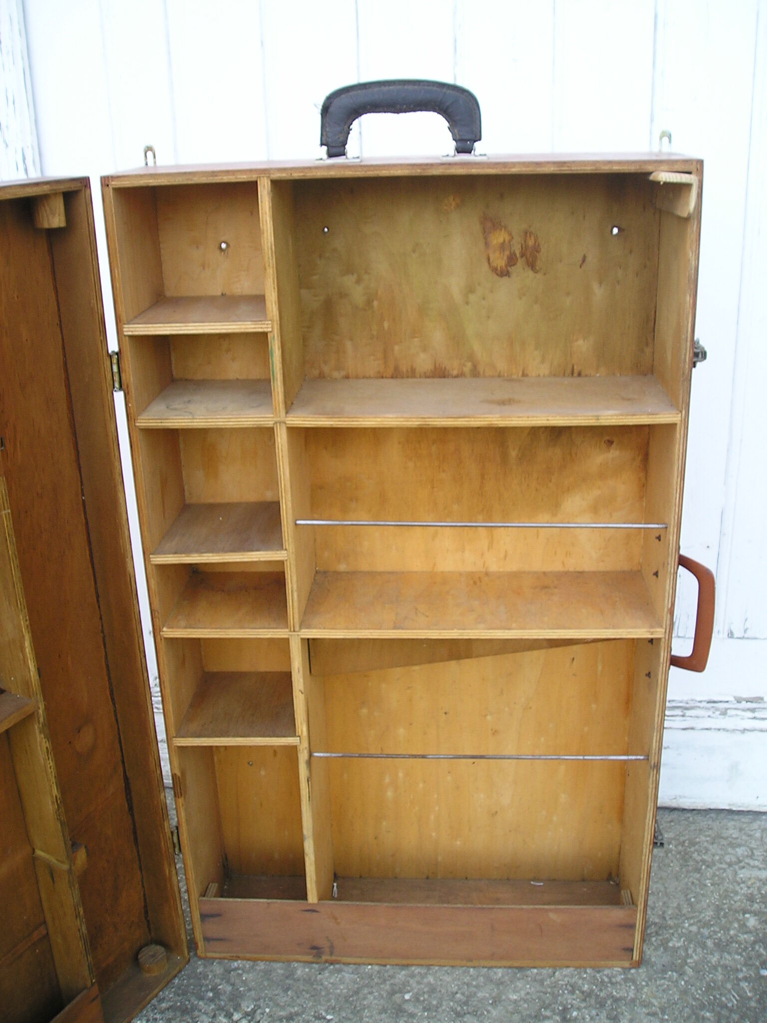 Castor tool storage case