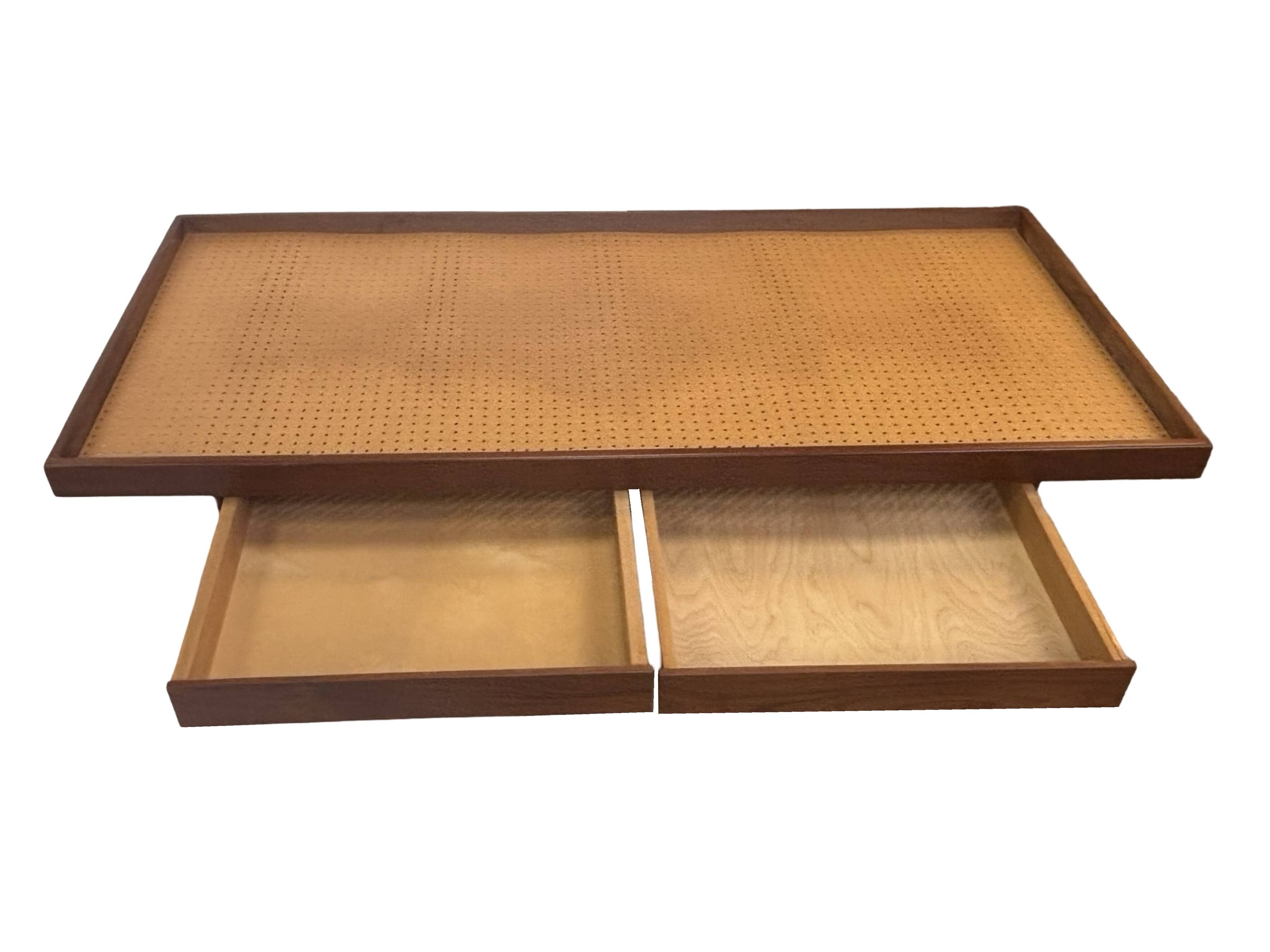 Vintage mid century daybed in teak design with drawers