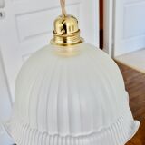 Opaline suspension