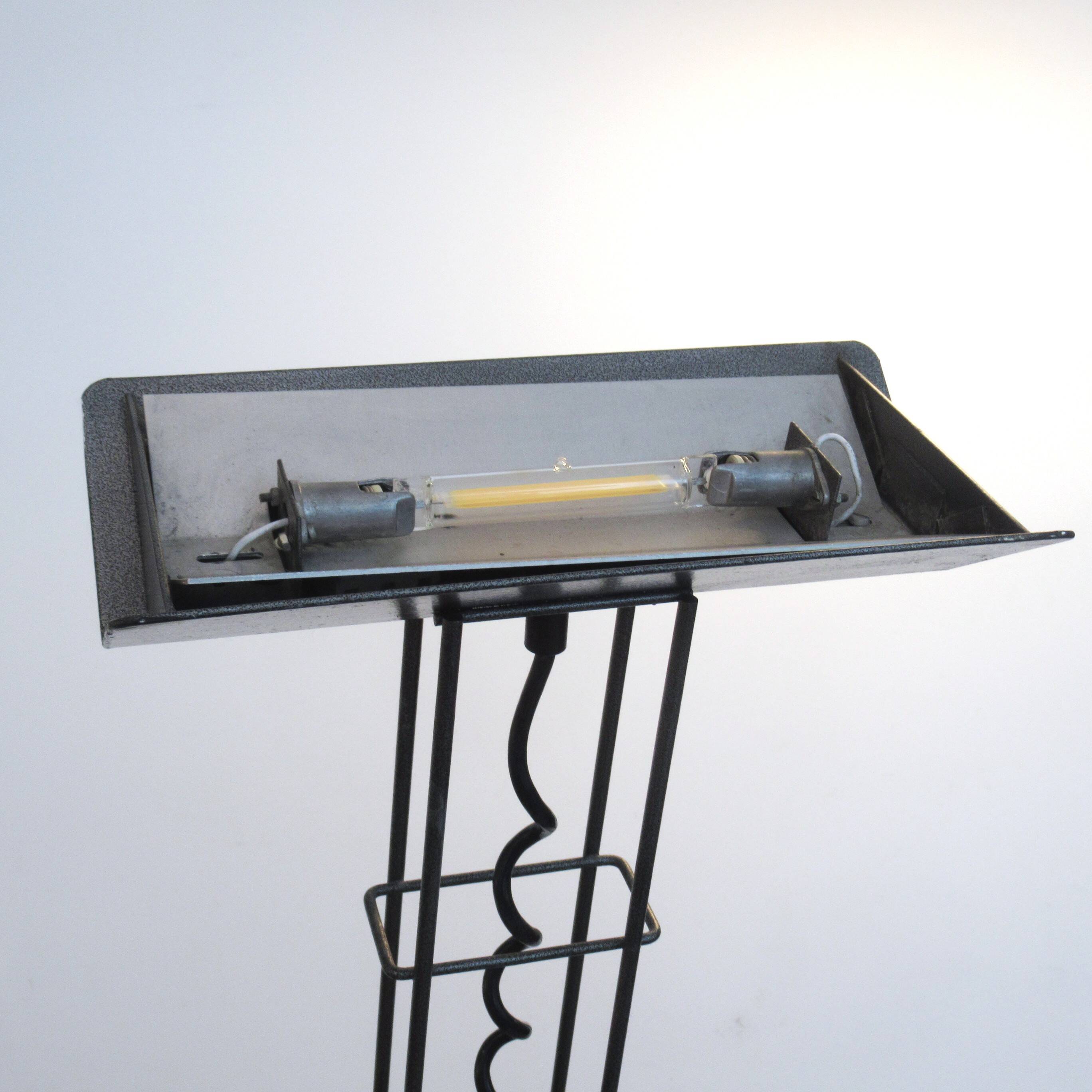 Arelux Milano pole lamp from the 1980s.