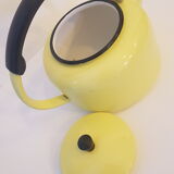 Bouilloire  ancienne émaillée jaune pâle