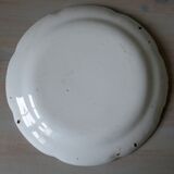 Ancient plate in eastern French earthenware polychrome decorated with 19th flower