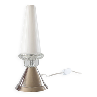 Chrome and opaline cornet lamp