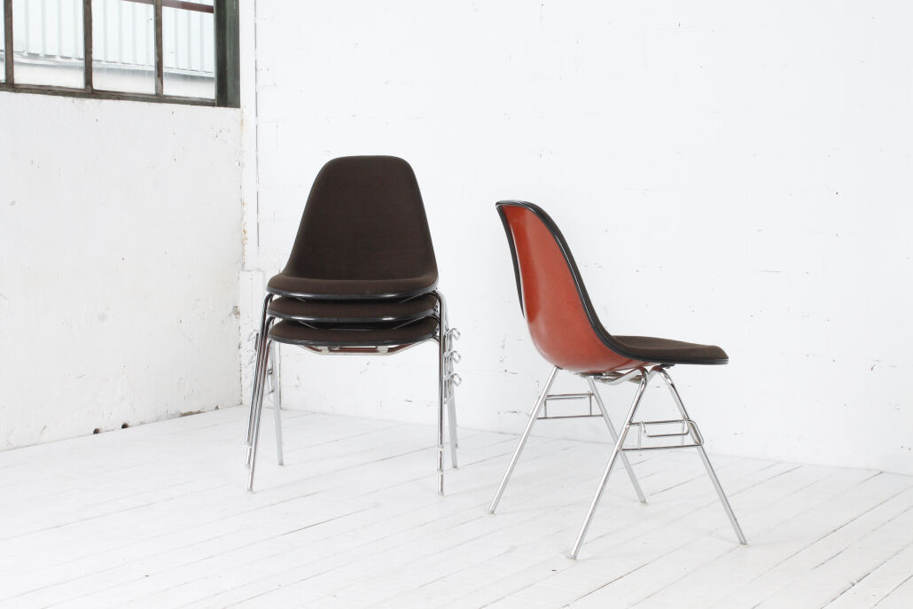 Set of 4 side chairs by Charles & Ray Eames for Herman Miller
