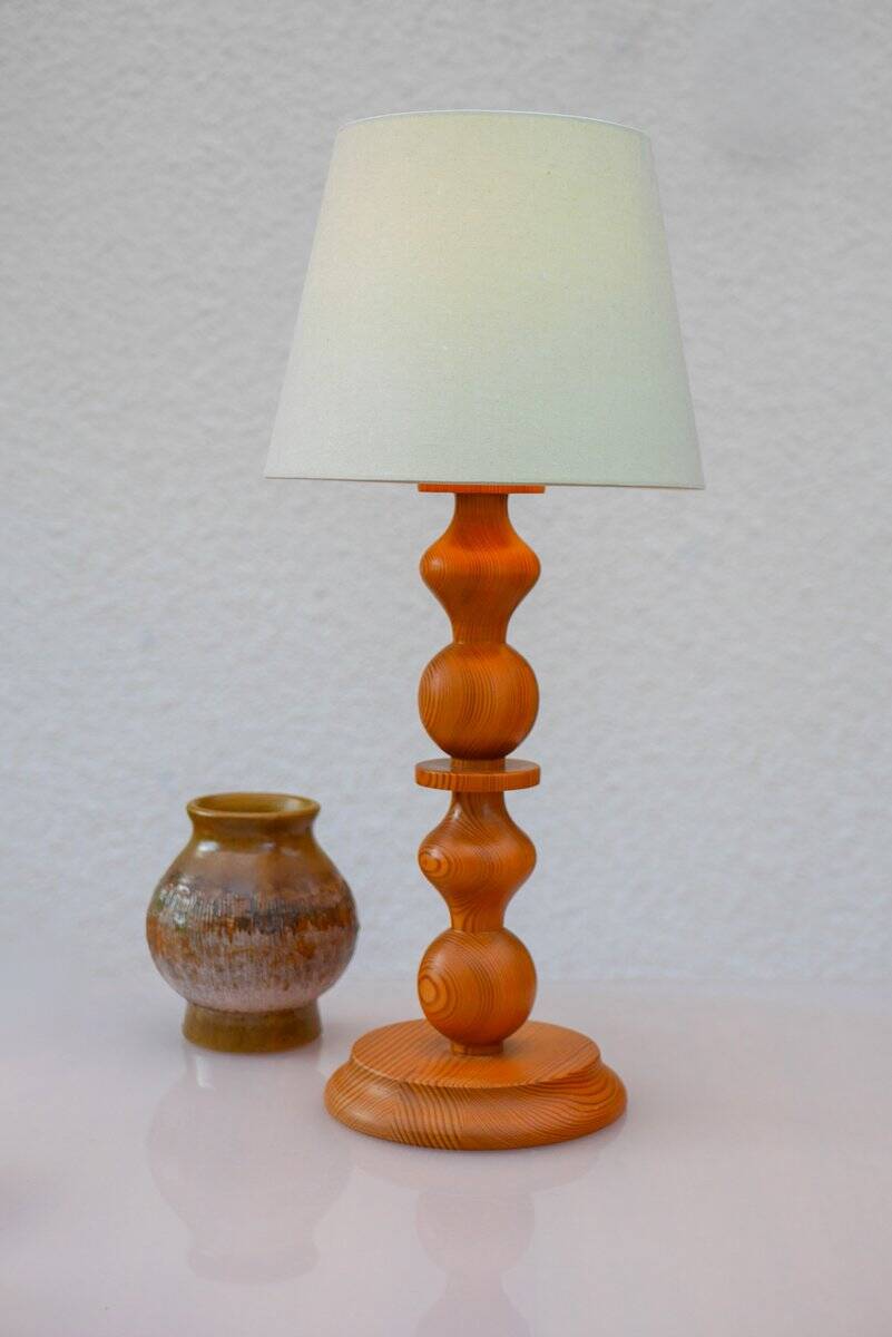 Grande lampe de table vintage en pin de Markslöjd, années 1970.