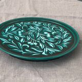 Centerpiece in slip patterns with old cherries