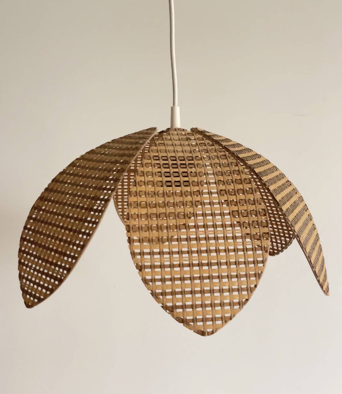 Paire de suspensions fleur de lotus vintage