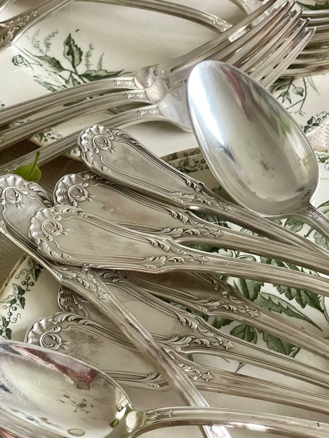 24 couverts anciens Louis XV.