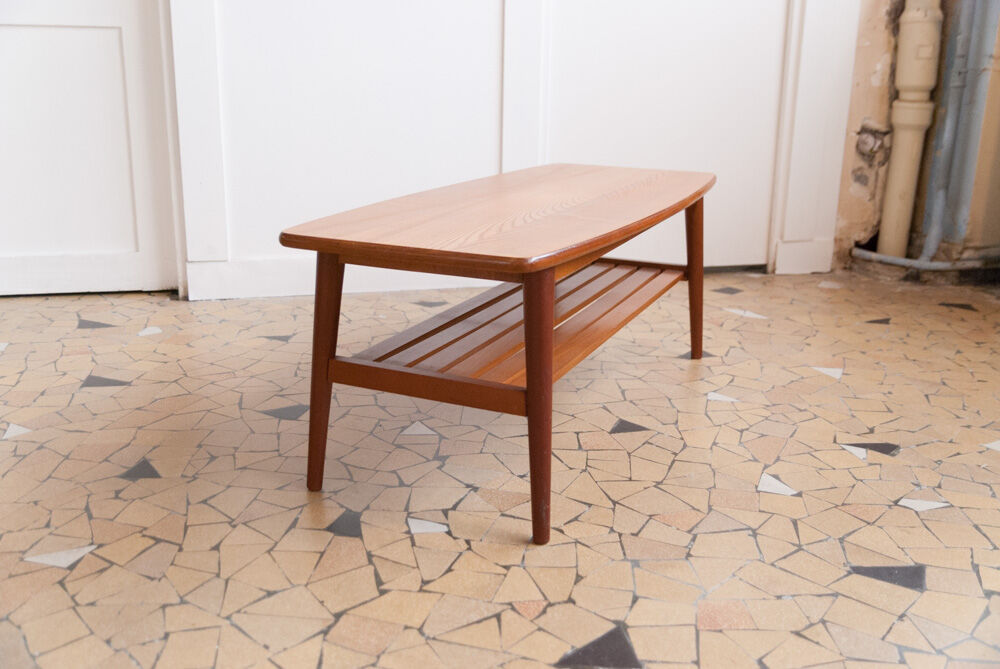 Low table feet spindles