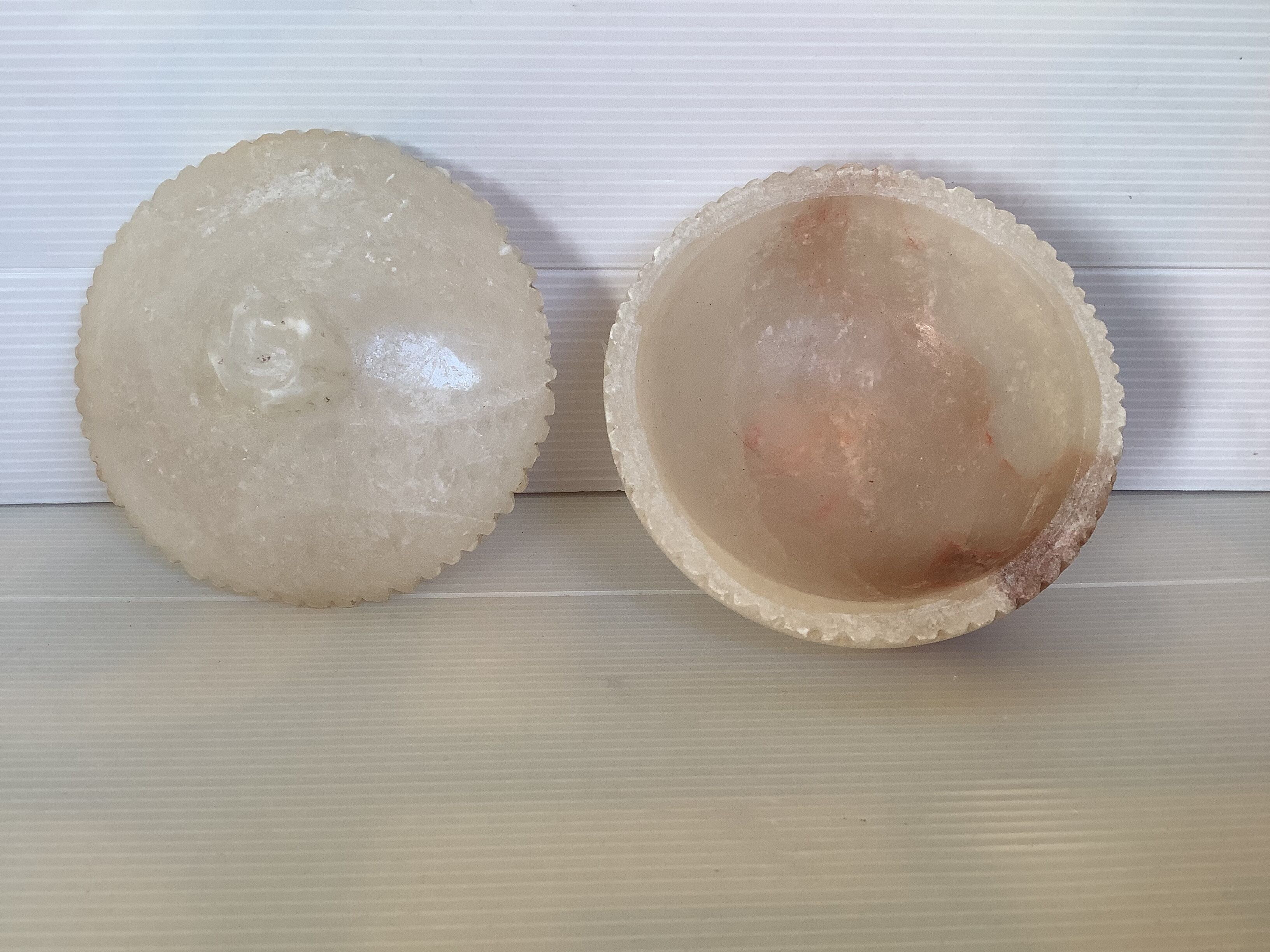 Alabaster box serrated edge