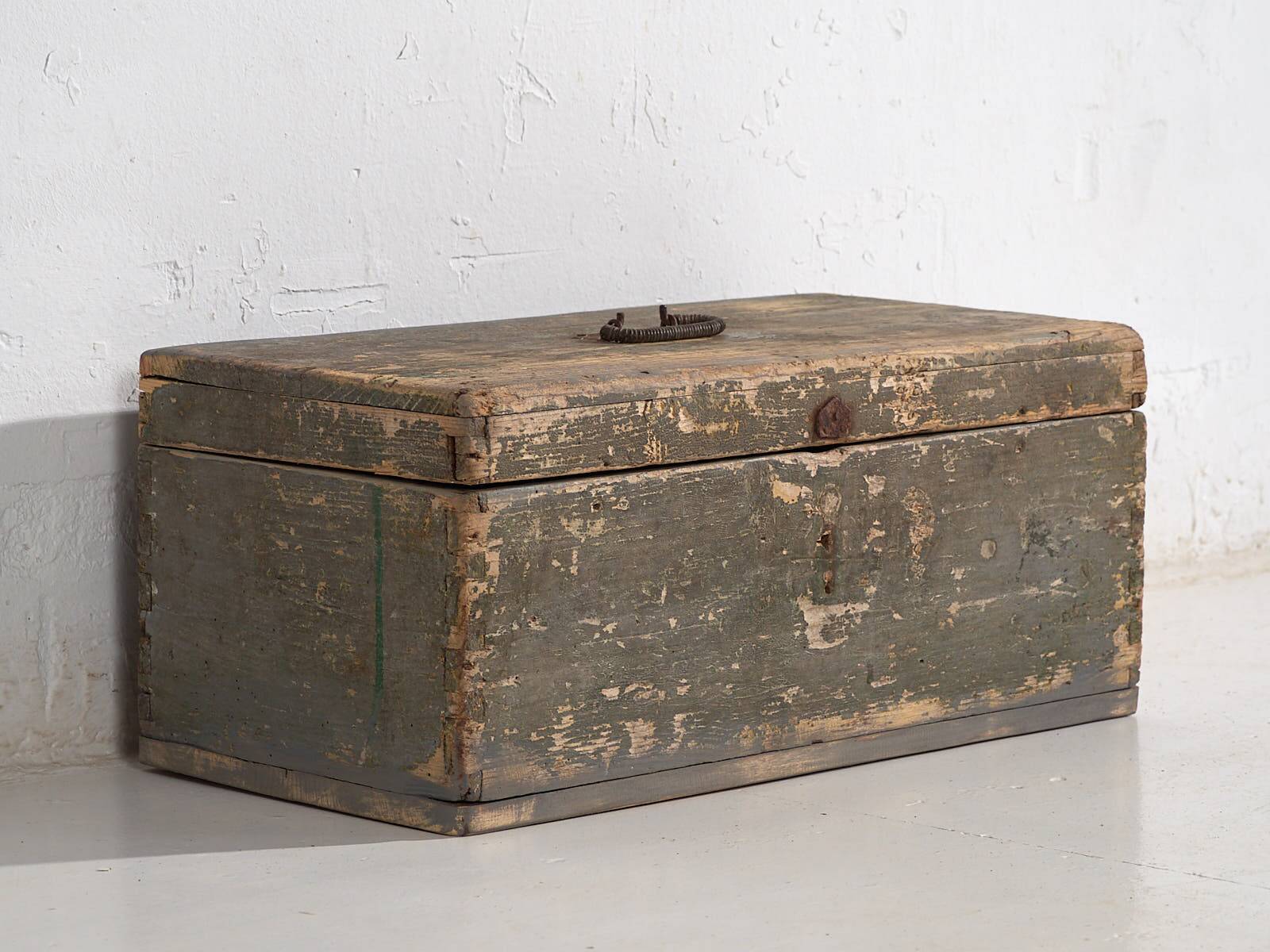 Small antique solid wood chest (c.1920) #73