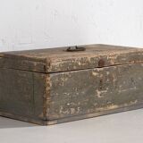 Petit coffre ancien en bois massif (c.1920) #73