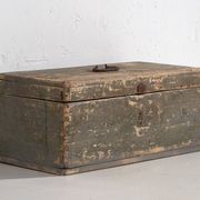 Petit coffre ancien en bois massif (c.1920) #73