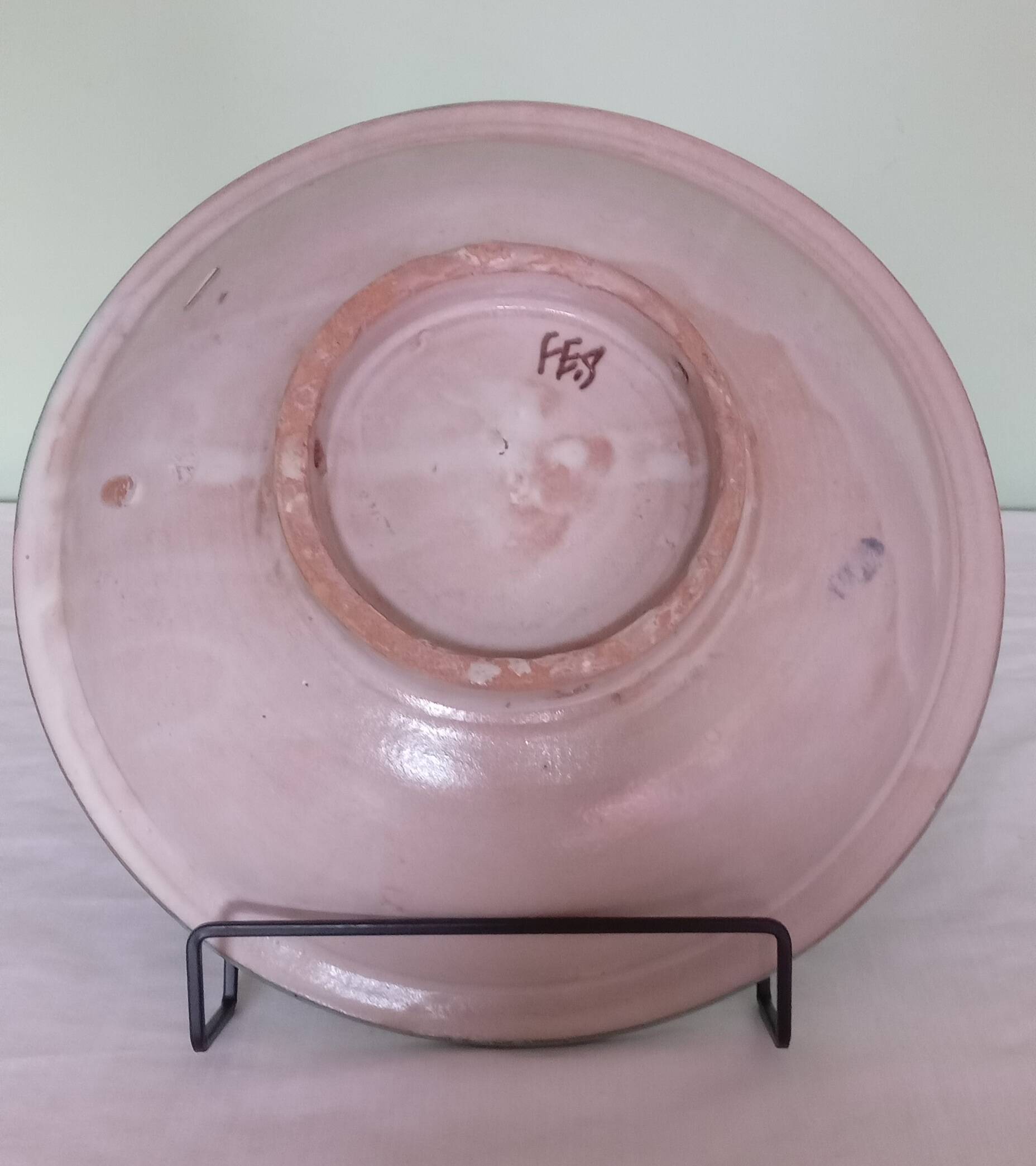 Lot of 10 pieces of vintage Spanish ceramics - Painted hanging crockery
