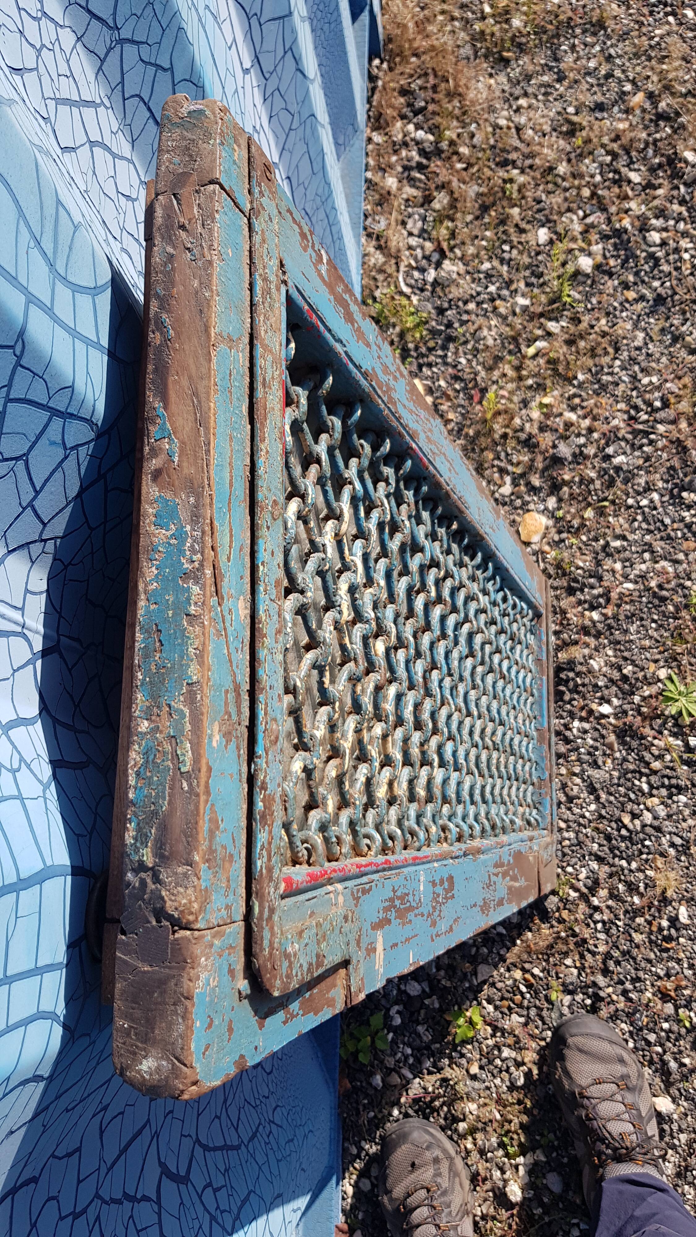 Miroir fenêtre grillagée en teck birman