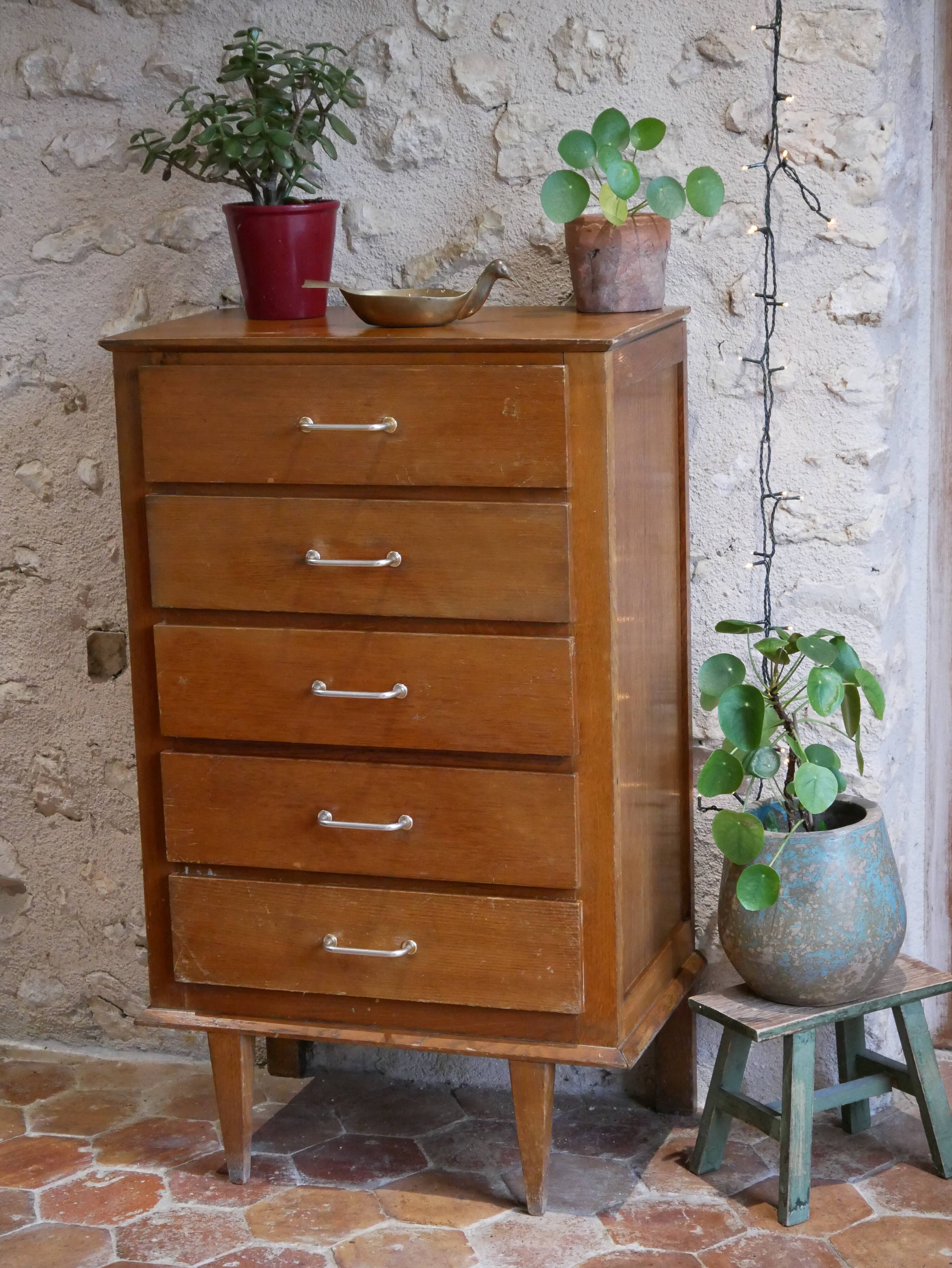 Chiffonnier dresser