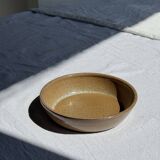 A solid brown flat-bottomed stoneware bowl D18