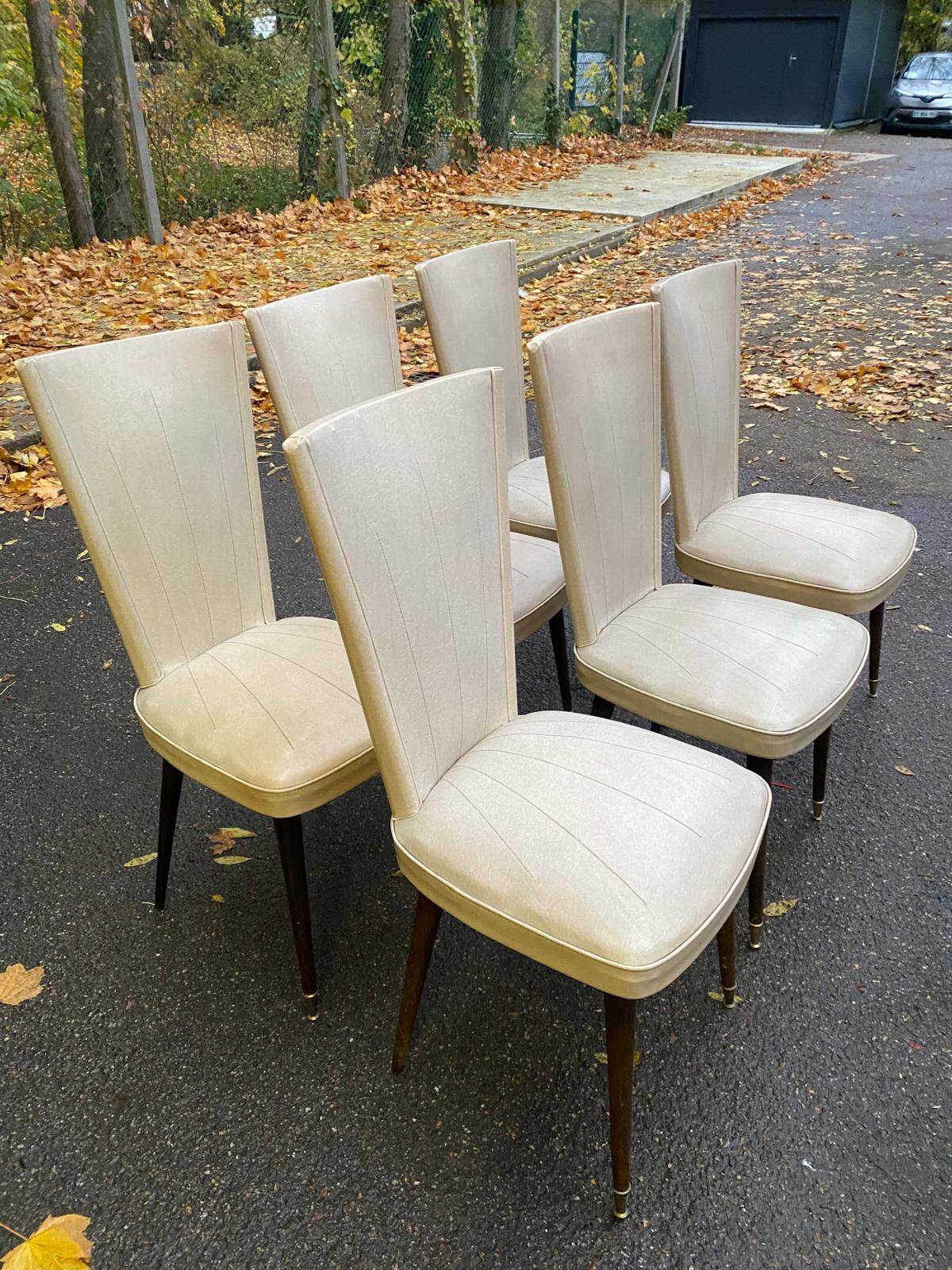 6 vintage Scandinavian chairs in solid wood and beige leather, circa 1960