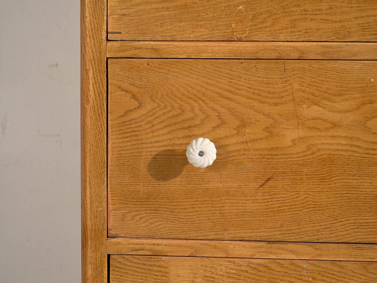 Antique three-drawer chest of drawers (circa 1920) #49