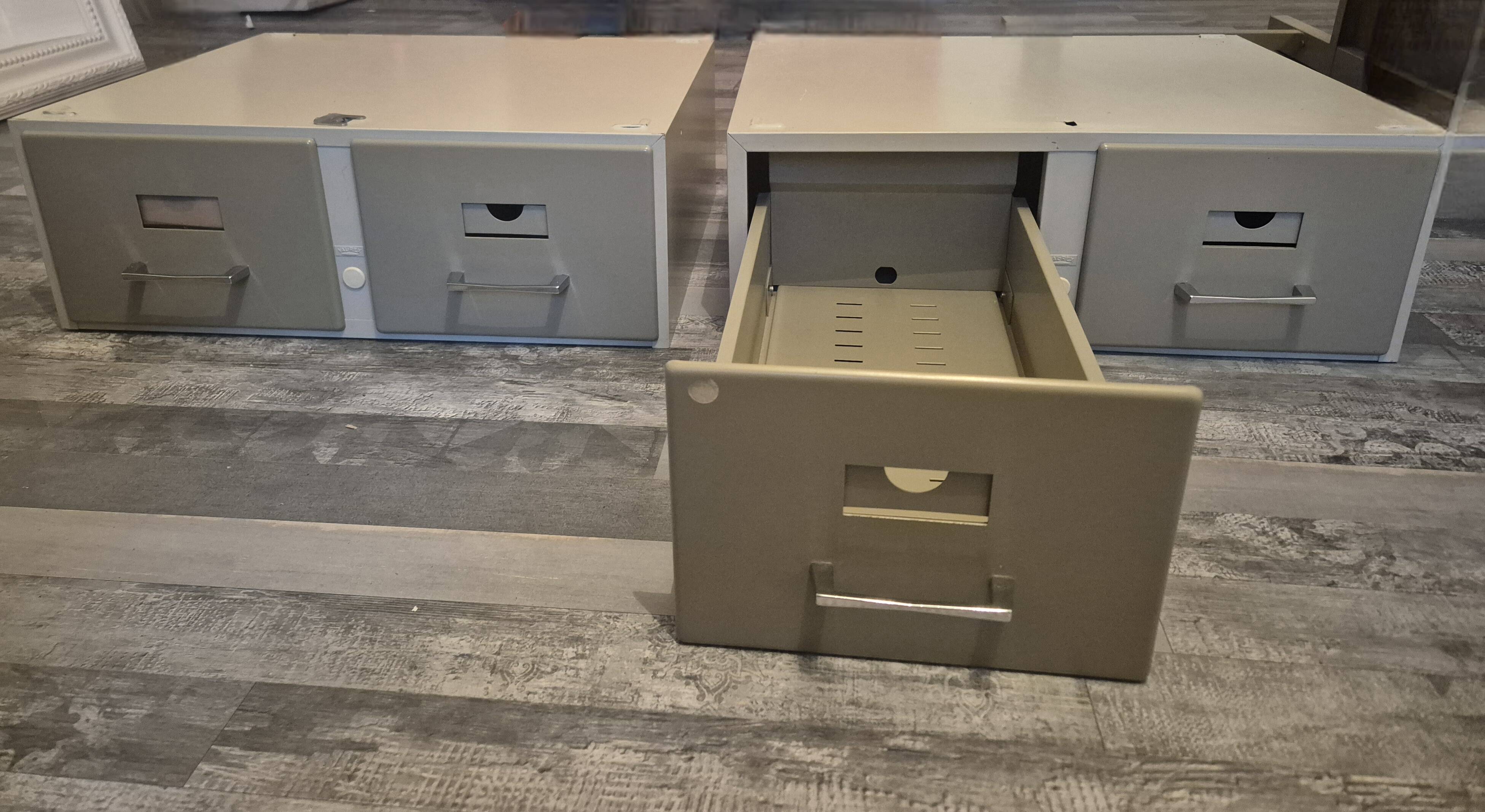 Metal storage
