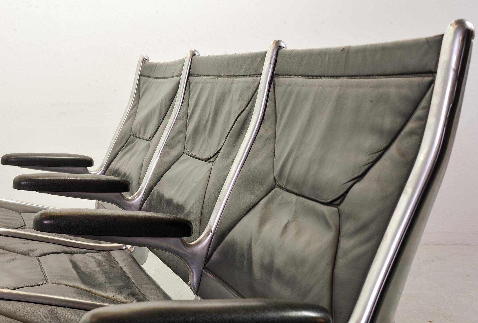 Charles Eames Black Leather 3-Seat Tandem Sling Airport Bench Herman Miller