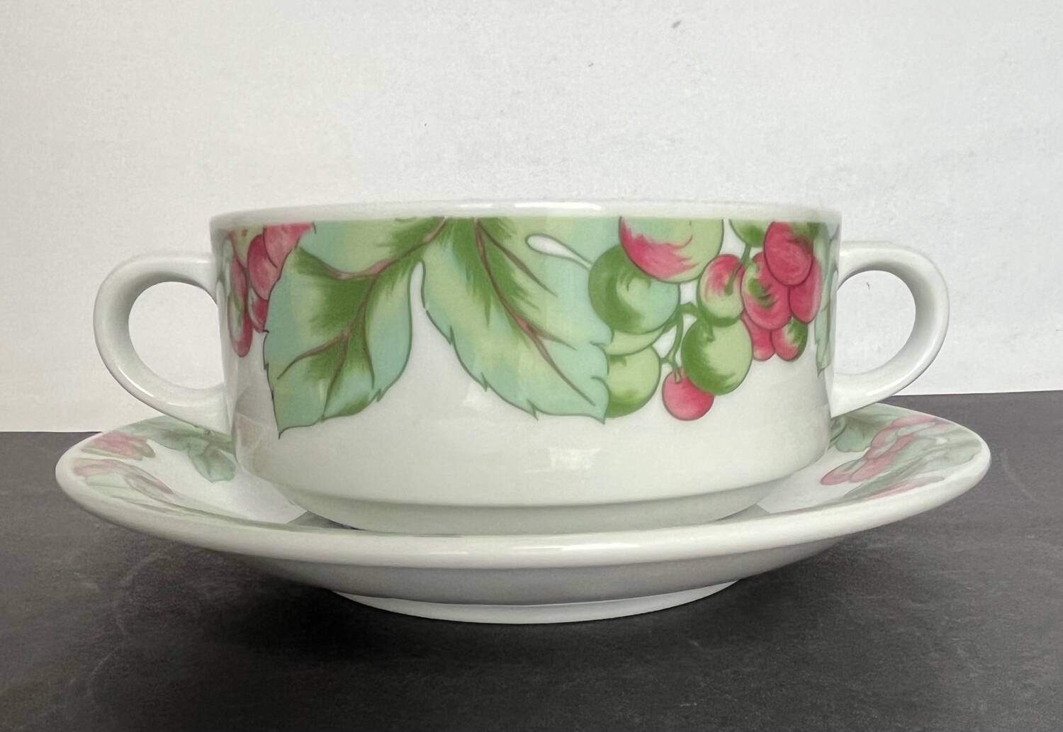 3 porcelain bowls + saucers