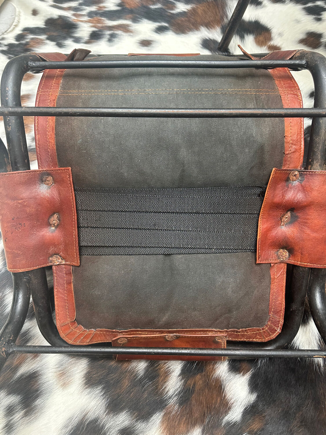 8 "Les Arcs" chairs by Charlotte Perriand - Vintage hotel branding