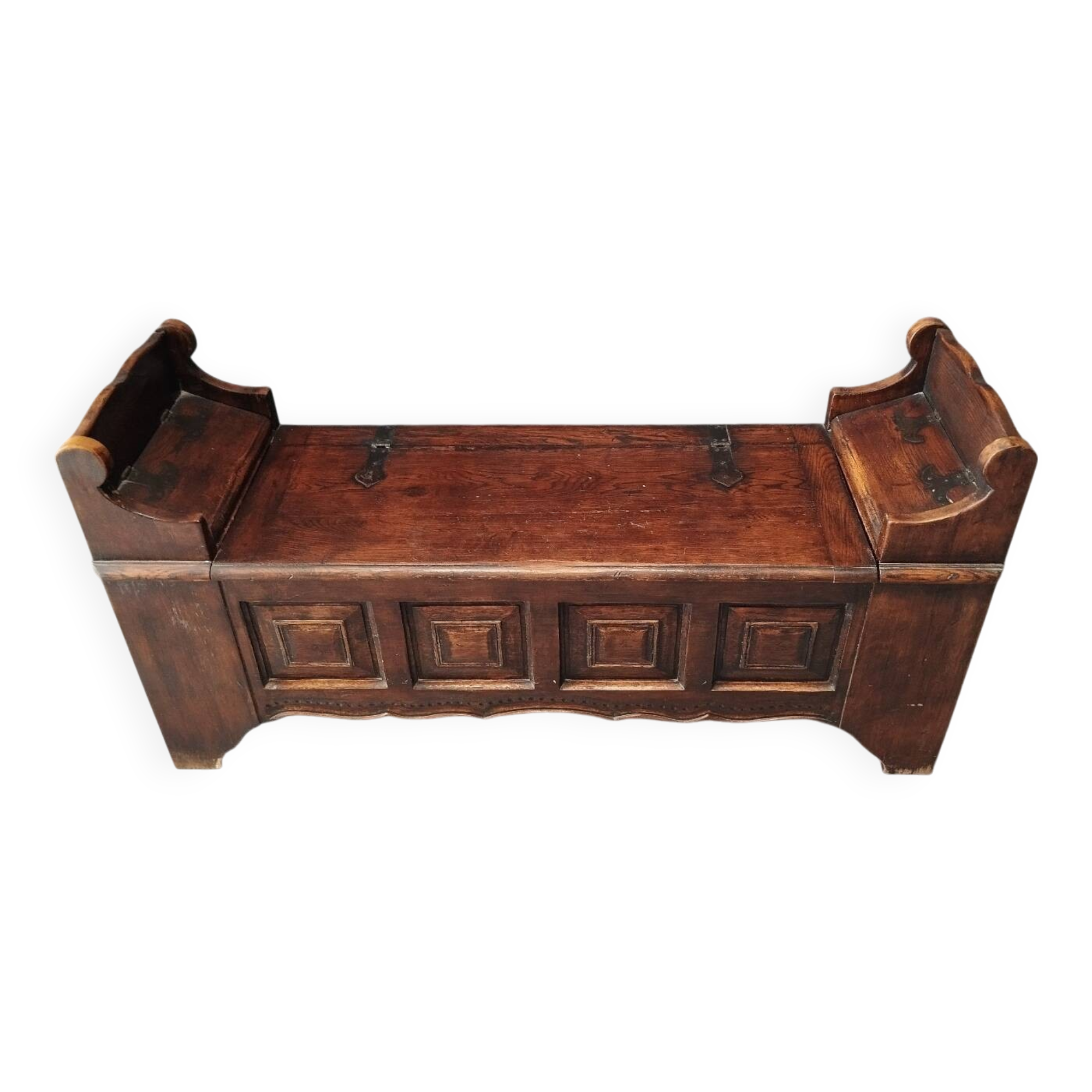 Wooden bench, chestnut chest