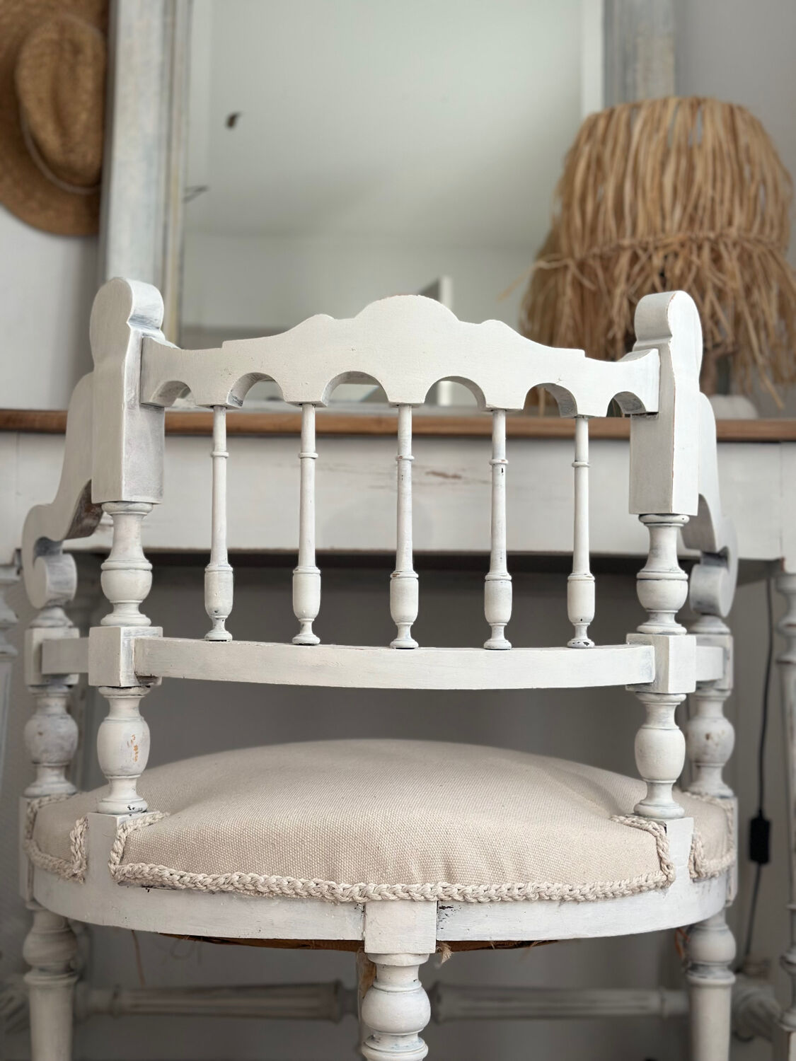 Fauteuil ancien restauré – pièce unique