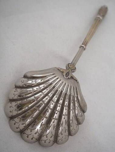 Puiforcat, sugar spoon, solid silver, Russian-style handle, vermeil.