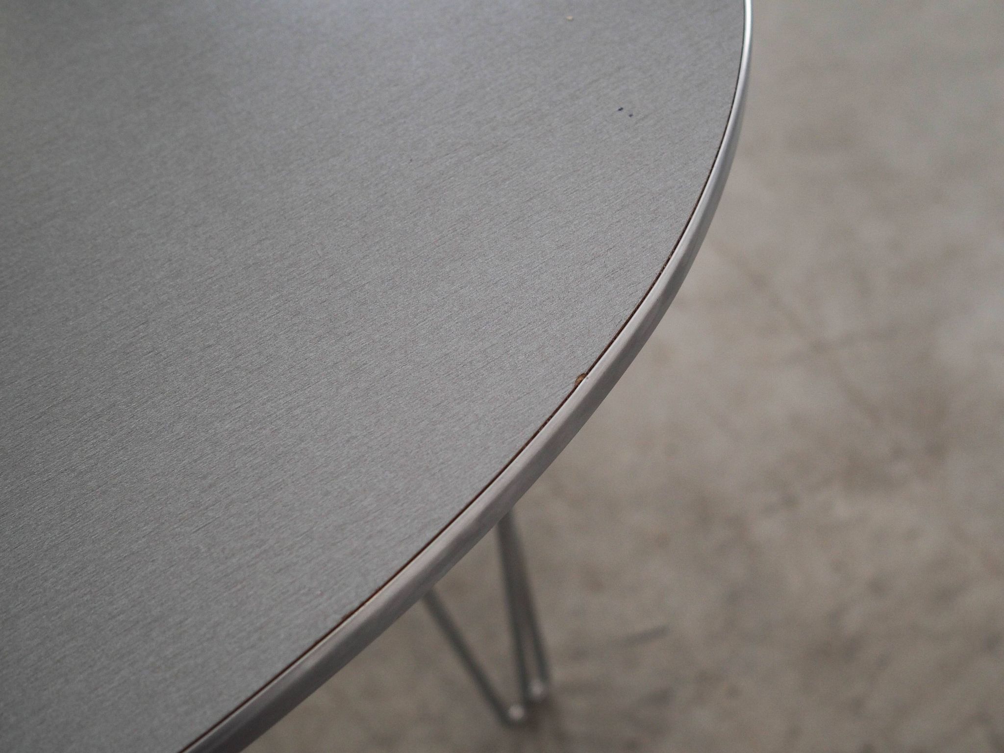 Table, design danois, années 1980, fabriqué au Danemark