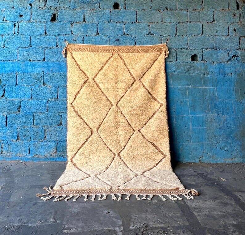 Handwoven natural wool rug size 2/