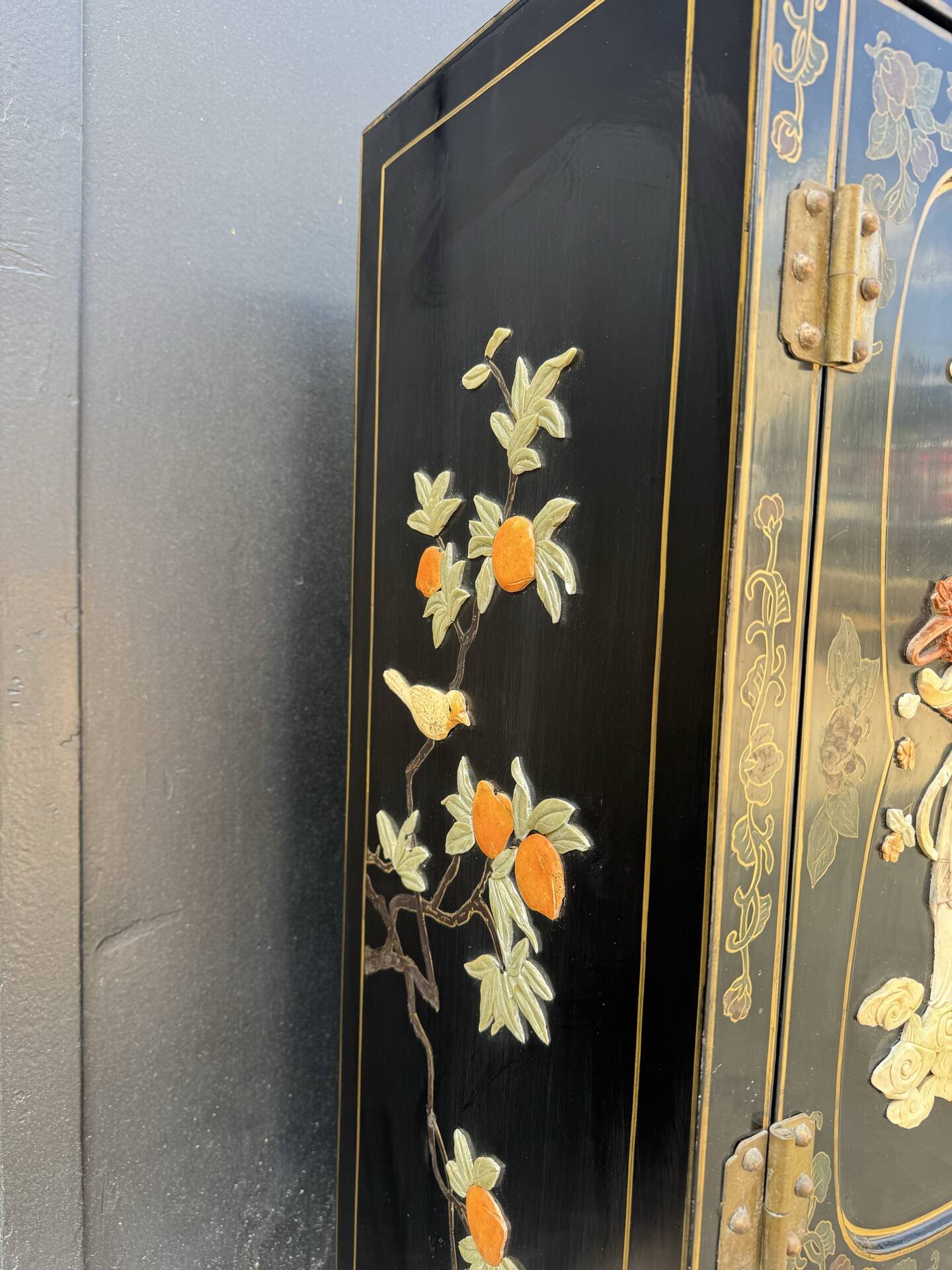 Vintage lacquered Chinese furniture Tianjin