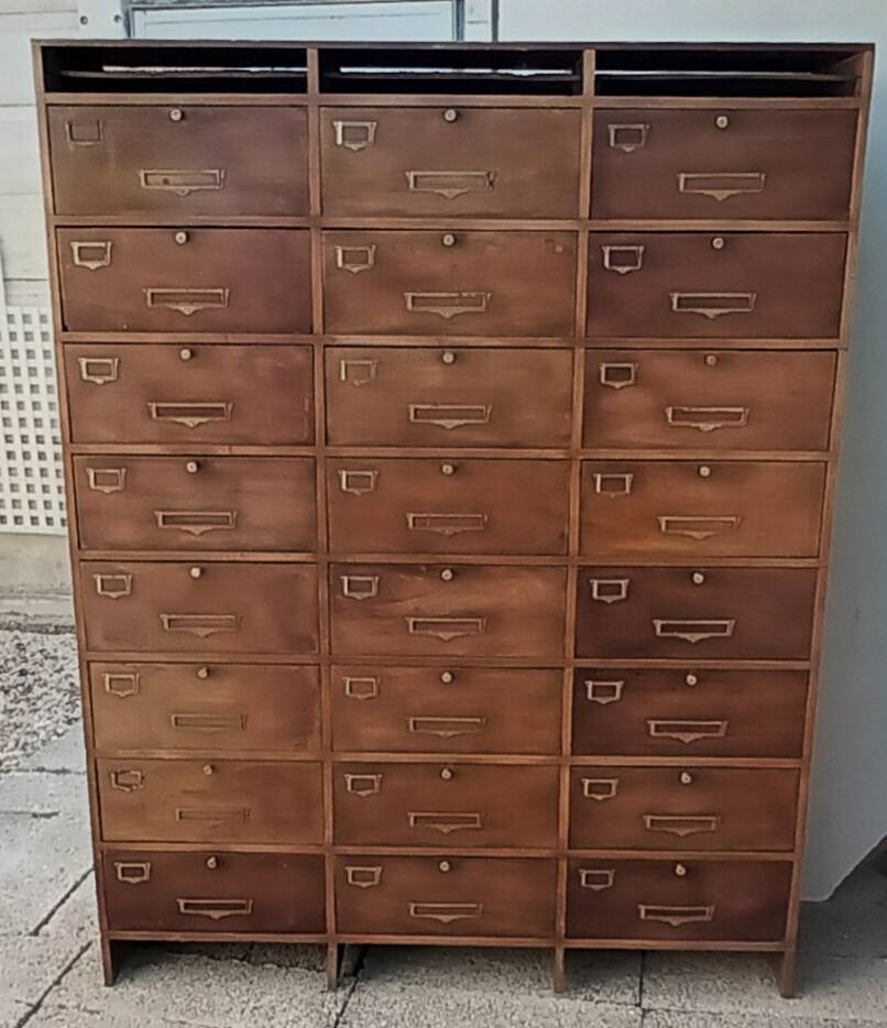 24-door trade furniture