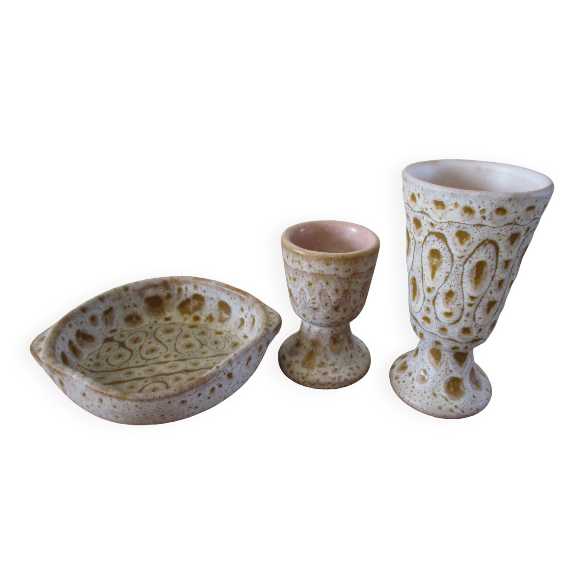 Ensemble de céramiques signées Austry années 60 - 70