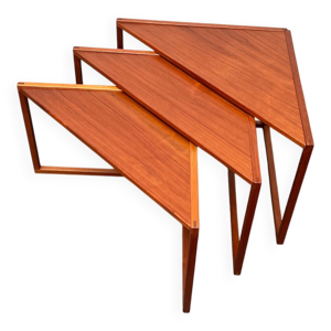 tables gigognes triangulaires