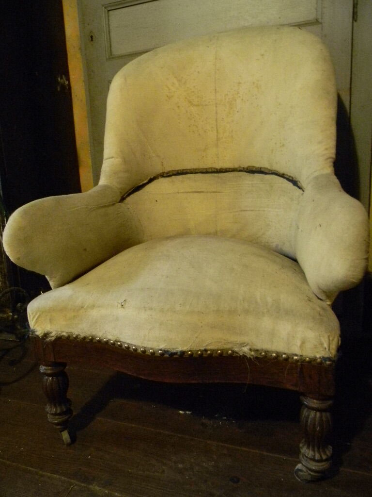Toad armchair from the 1870s