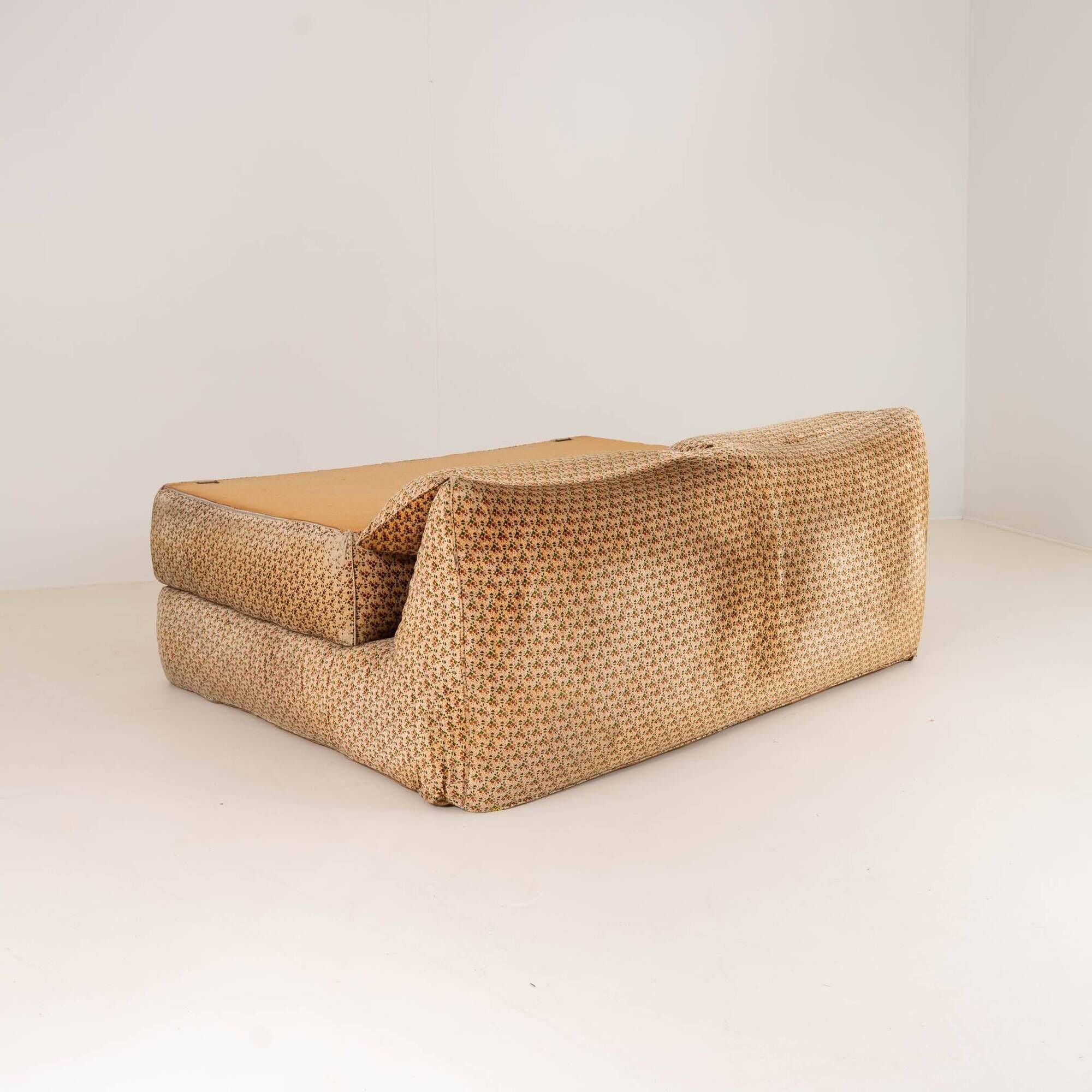 Vintage Bamboletto Daybed by Mario Bellini for B&B Italia, 1975 — Signed, Original Upholstery