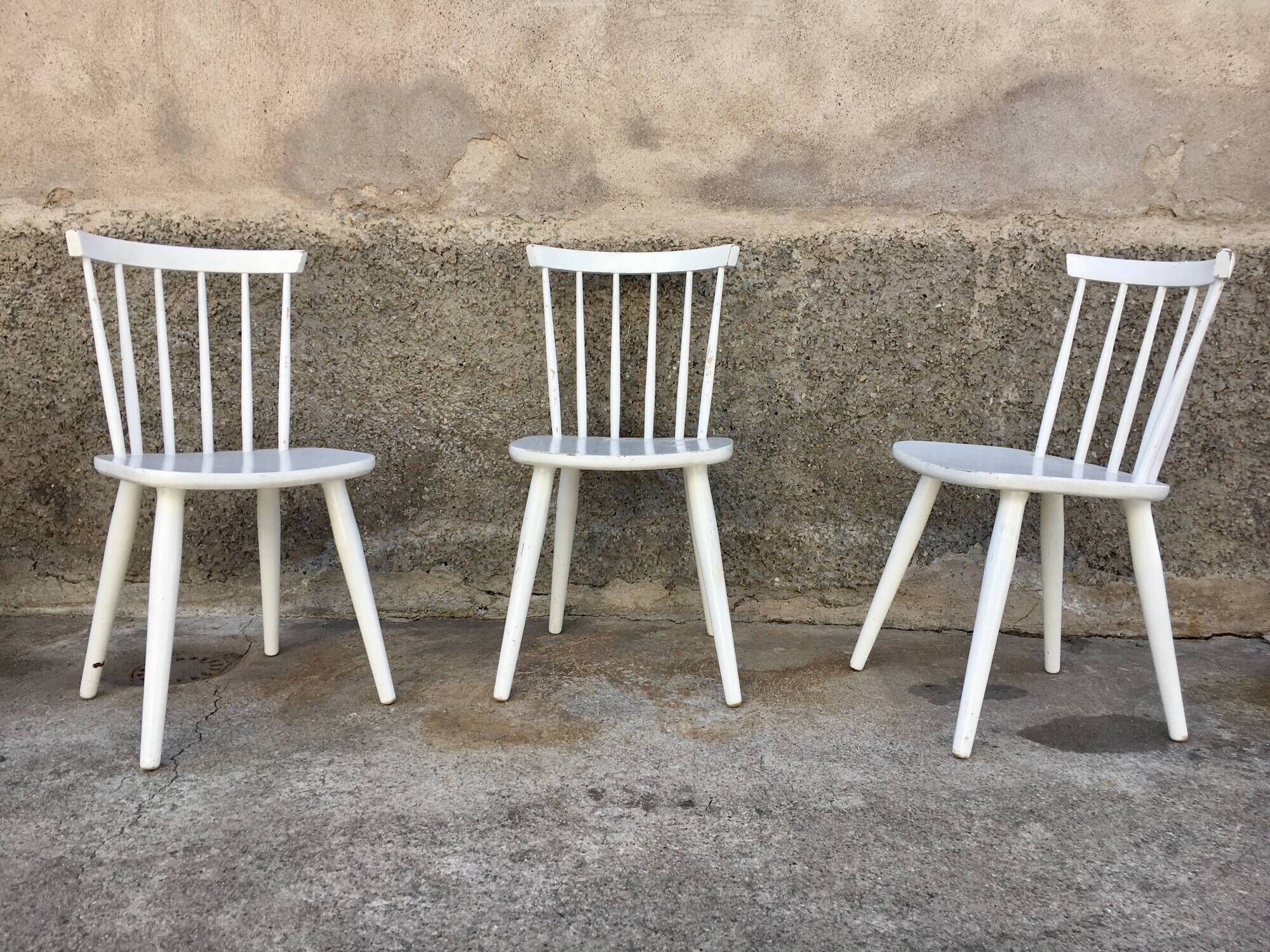 Trio of Scandinavian chair bistro troquet guinguette in curved wood