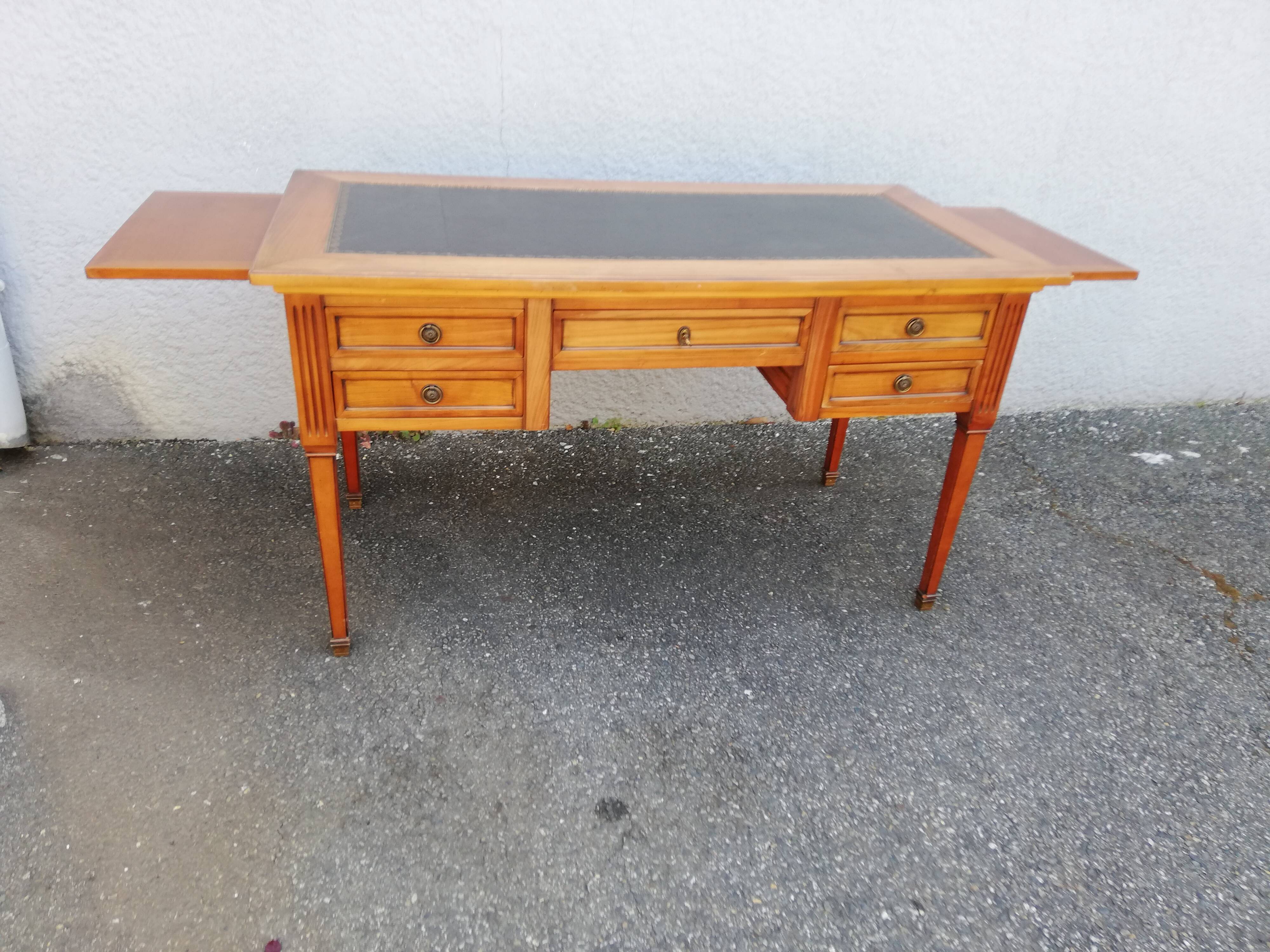 Louis XVI style desk