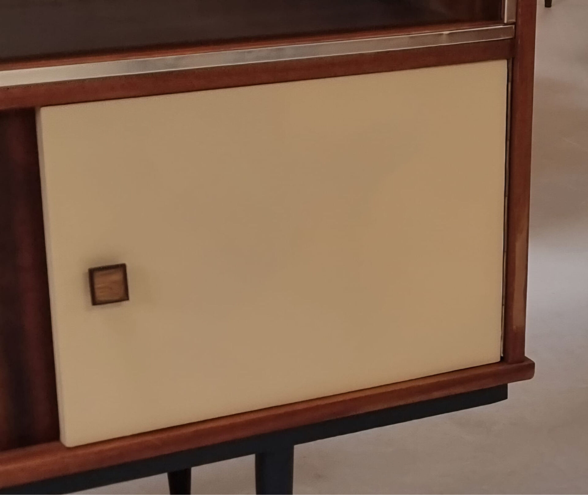 Mid-century display cabinet
