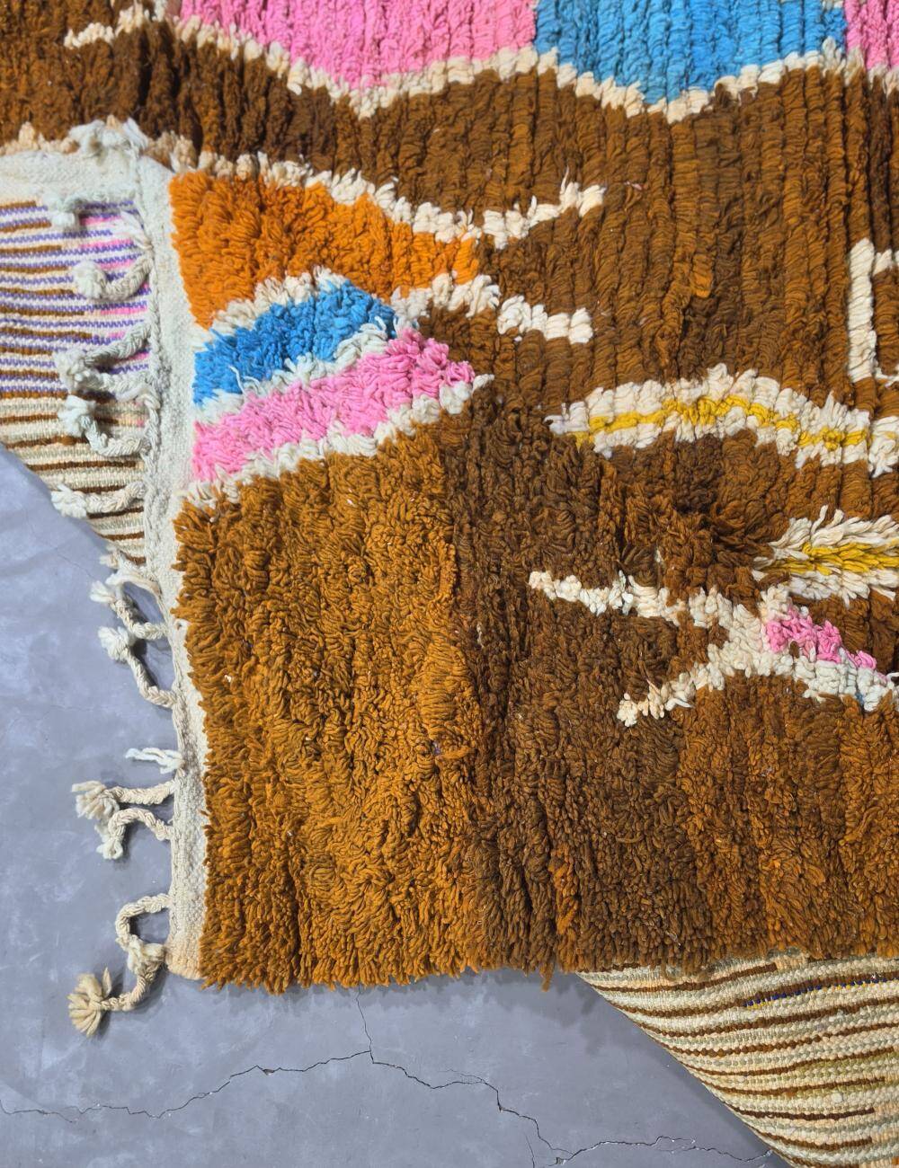 Berber Carpet Boujaad - 262 x 222 cm