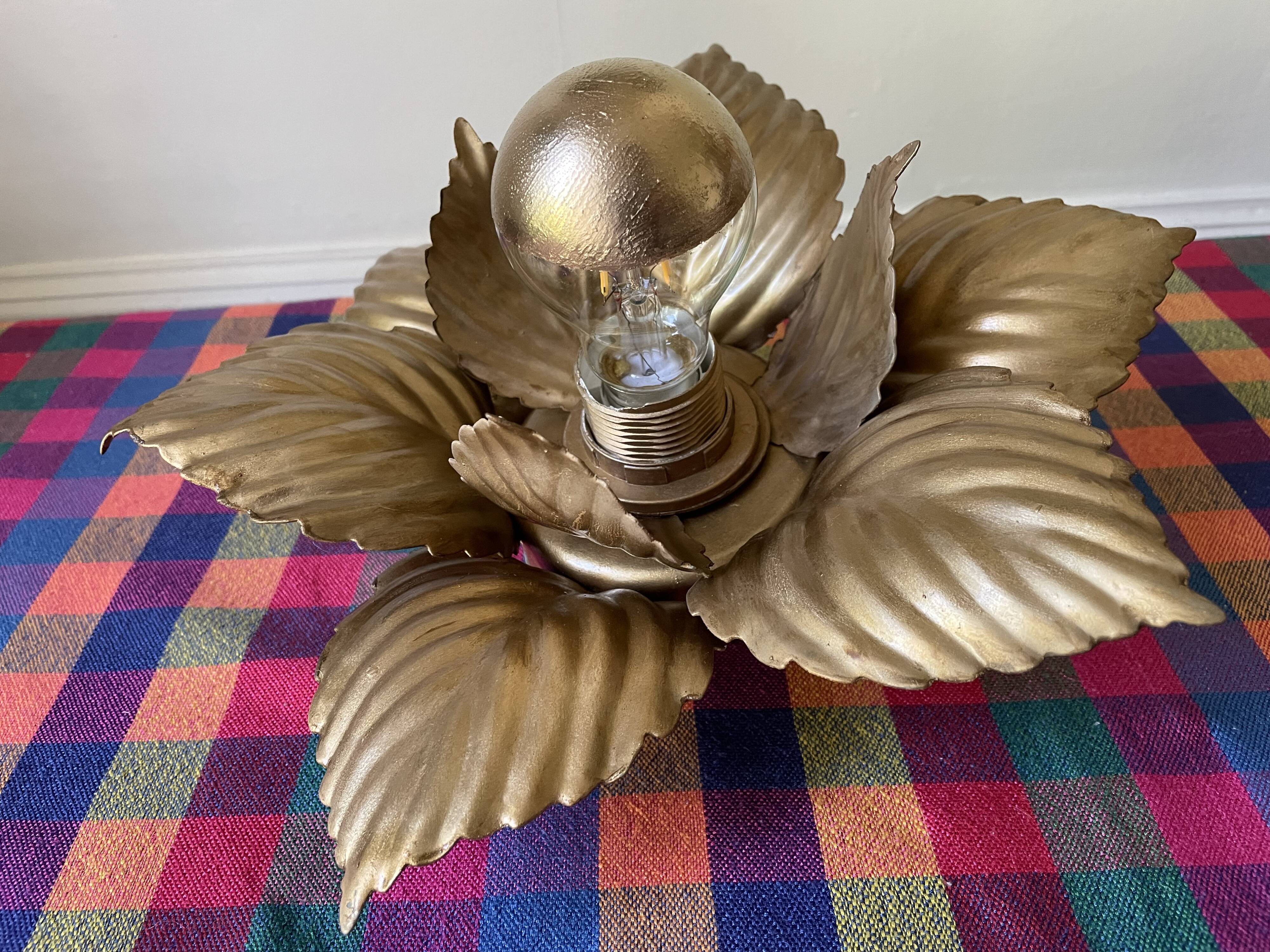 Masca golden flower wall light