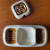 Vintage mustard pepper shaker