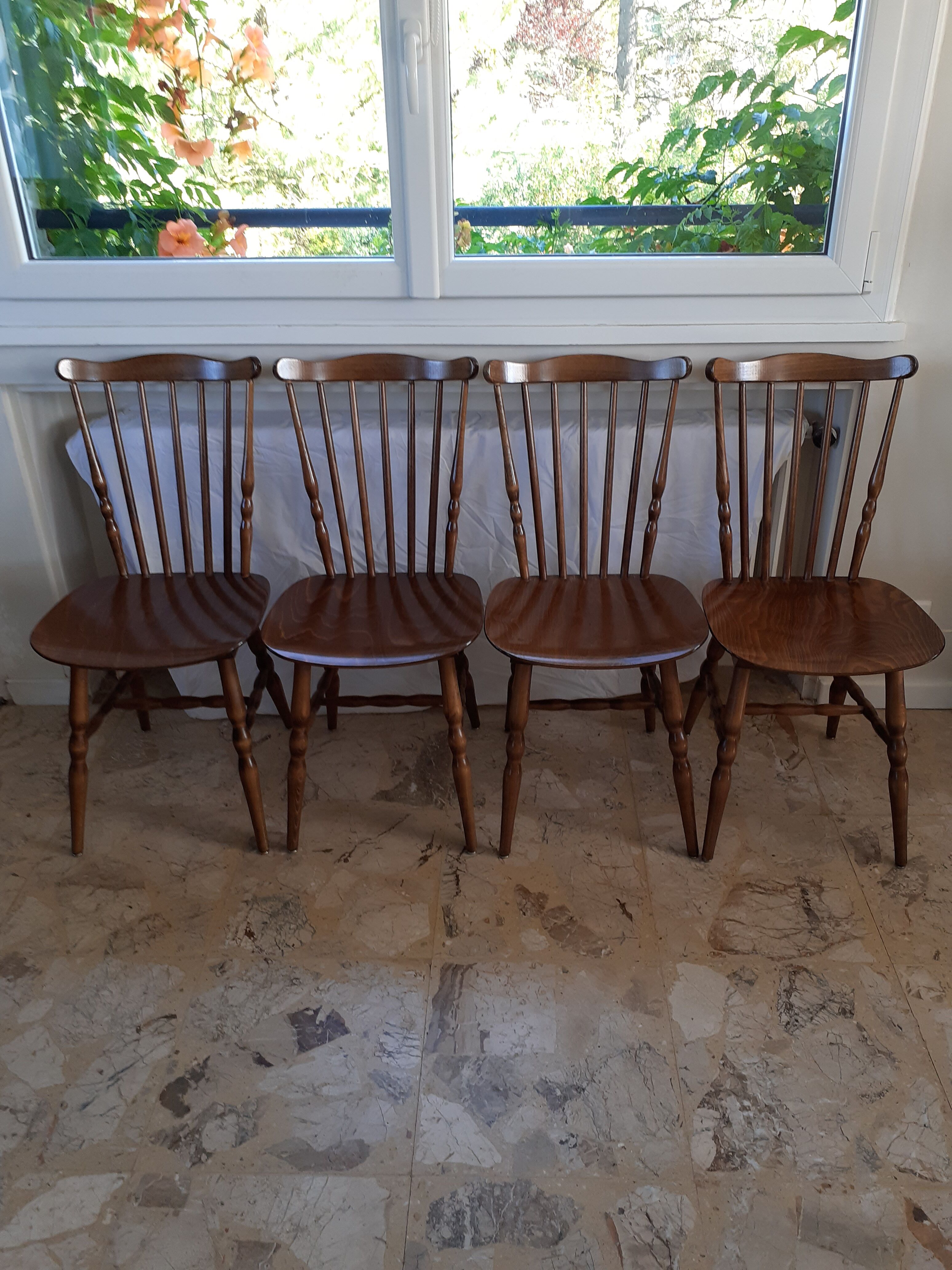 Set of 4 chairs baumann tacoma