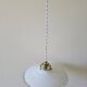 Vintage suspension in lace opaline.