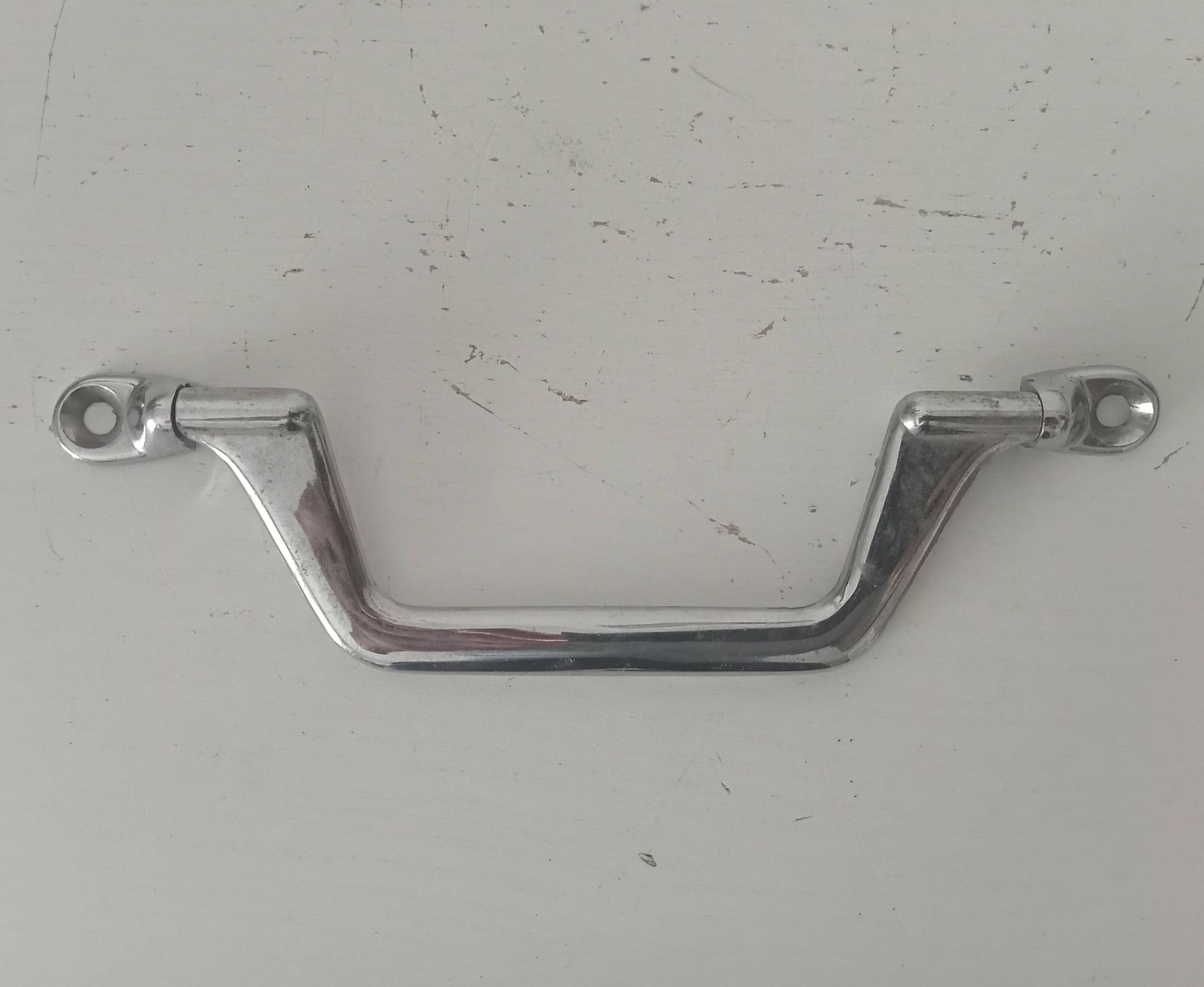 Poignée de meuble vintage chrome années 60