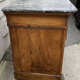 Commode Louis Philippe en ronce de noyer et marbre gris