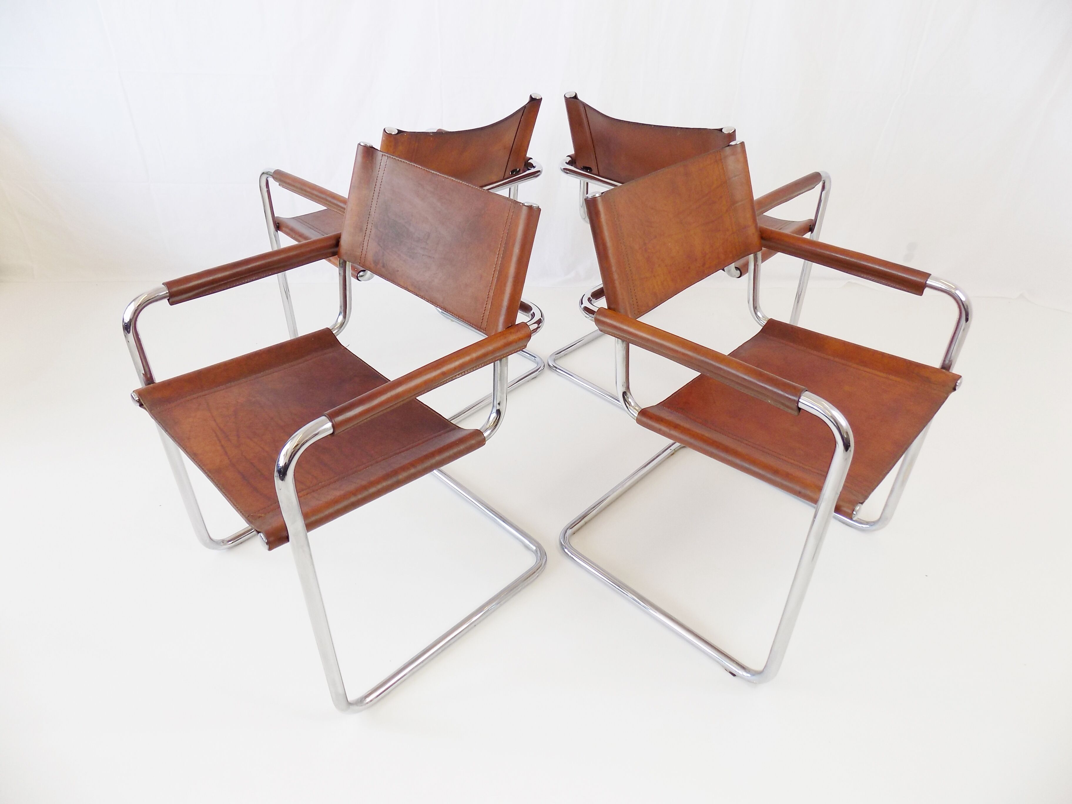 Matteo Grassi MG5 set of 4 leather cantilever chairs